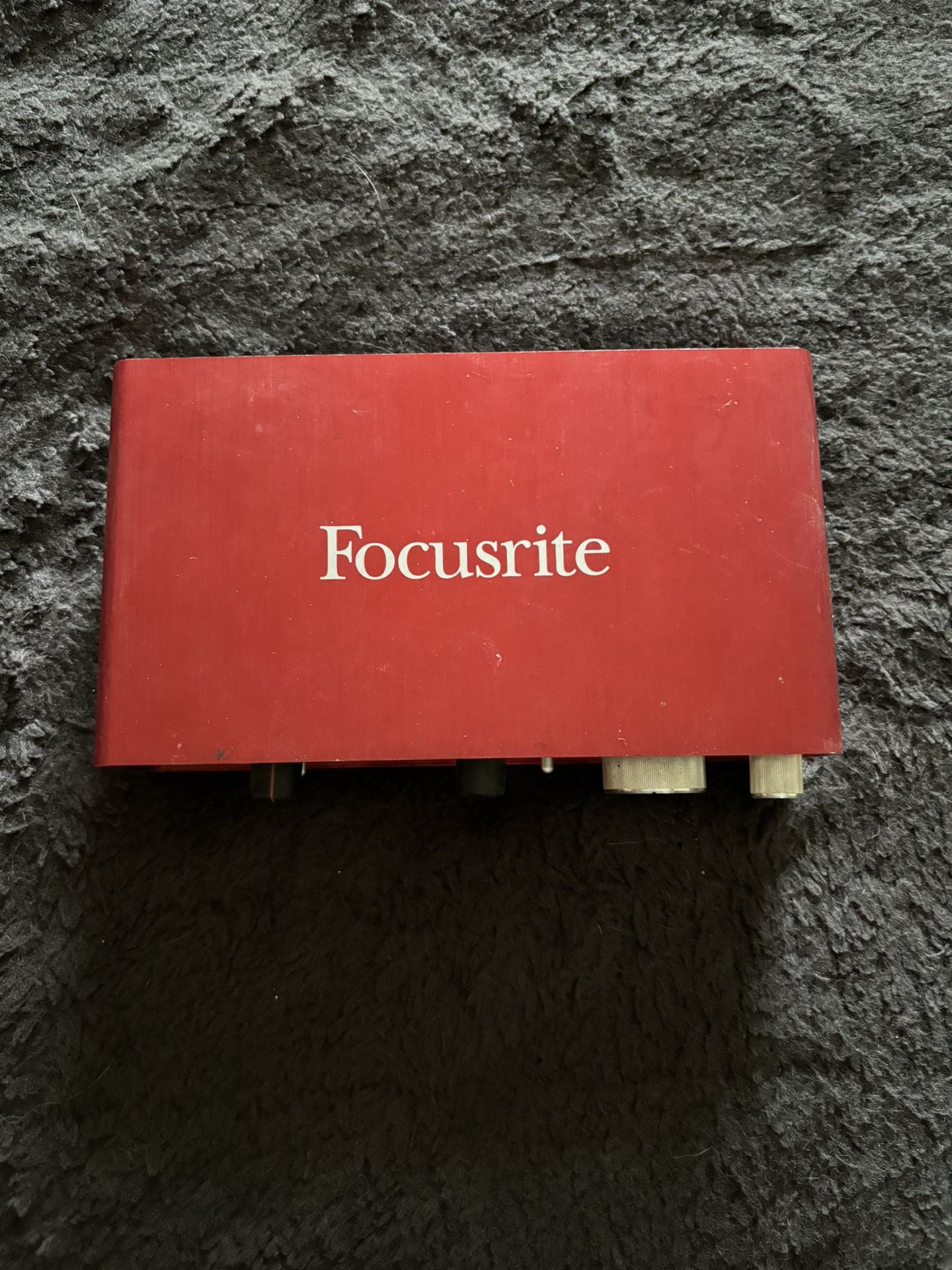 Focusrite Scarlett 2i2
