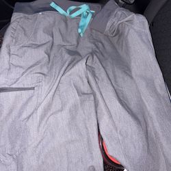 Figs Bottoms  Size L And Gray