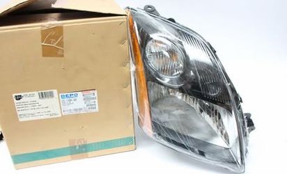 Depo Front Right Headlight W/Black housing For 07-09Nissan Sentra SE-R (contact info removed)R