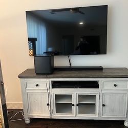 Ashley Xtra Large TvVStand