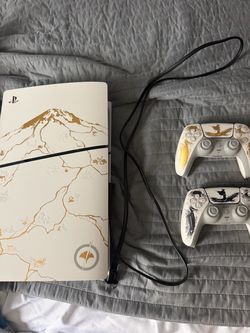 PS5 Slim Ghost of Tsushima Limited Edition Bundle