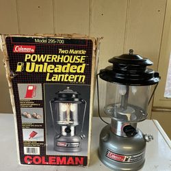 Coleman Two Burner Lantern…