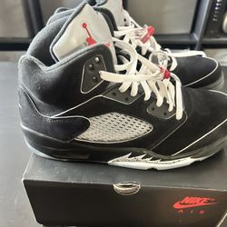 Air Jordan 5 Retro OG. Size 9