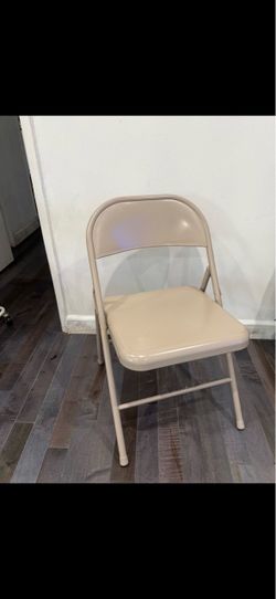 Tan Metal Folding Chair