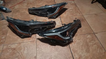 Toyota headlight
