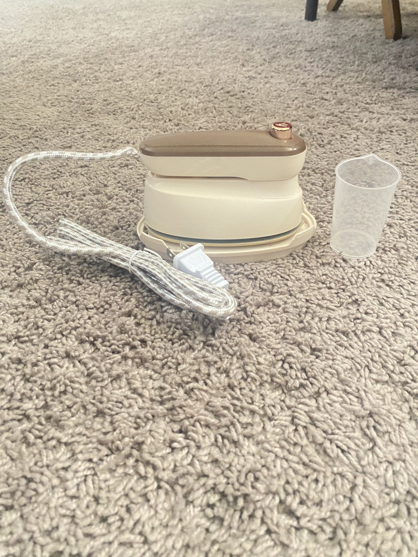 Mini Travel Iron