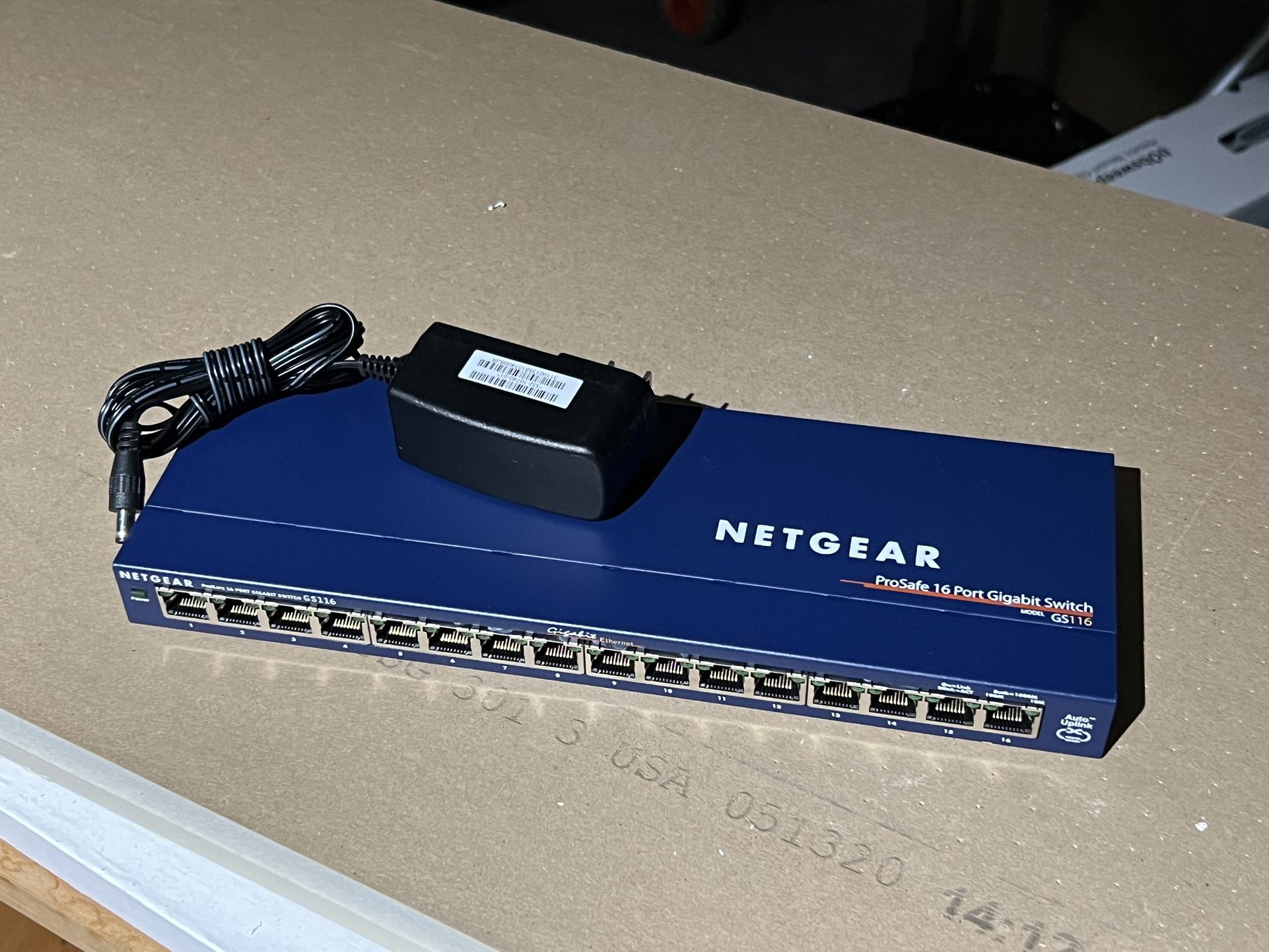 NETGEAR 16 Port Gigabit Unmanaged Switch