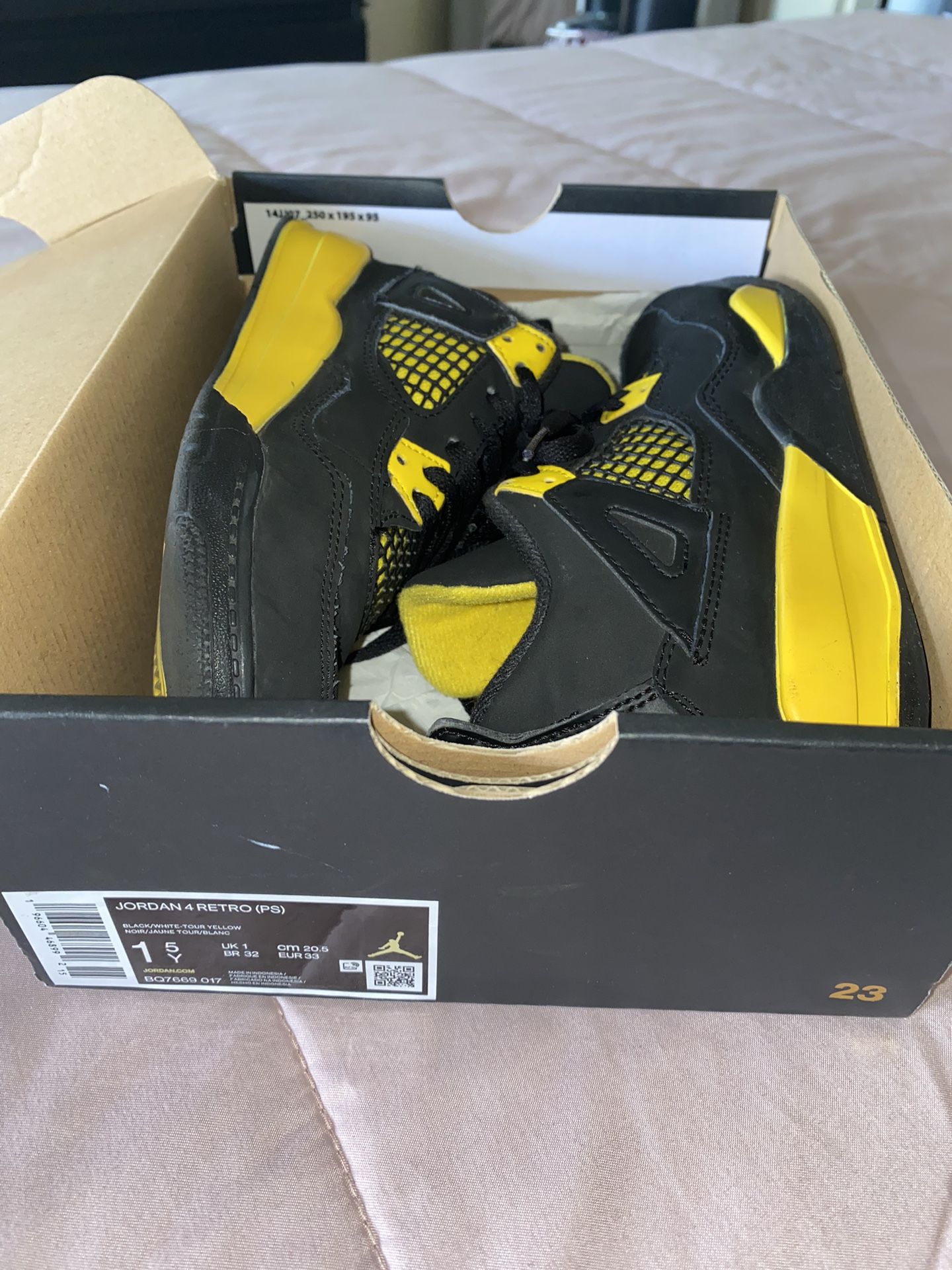 Jordan 4
