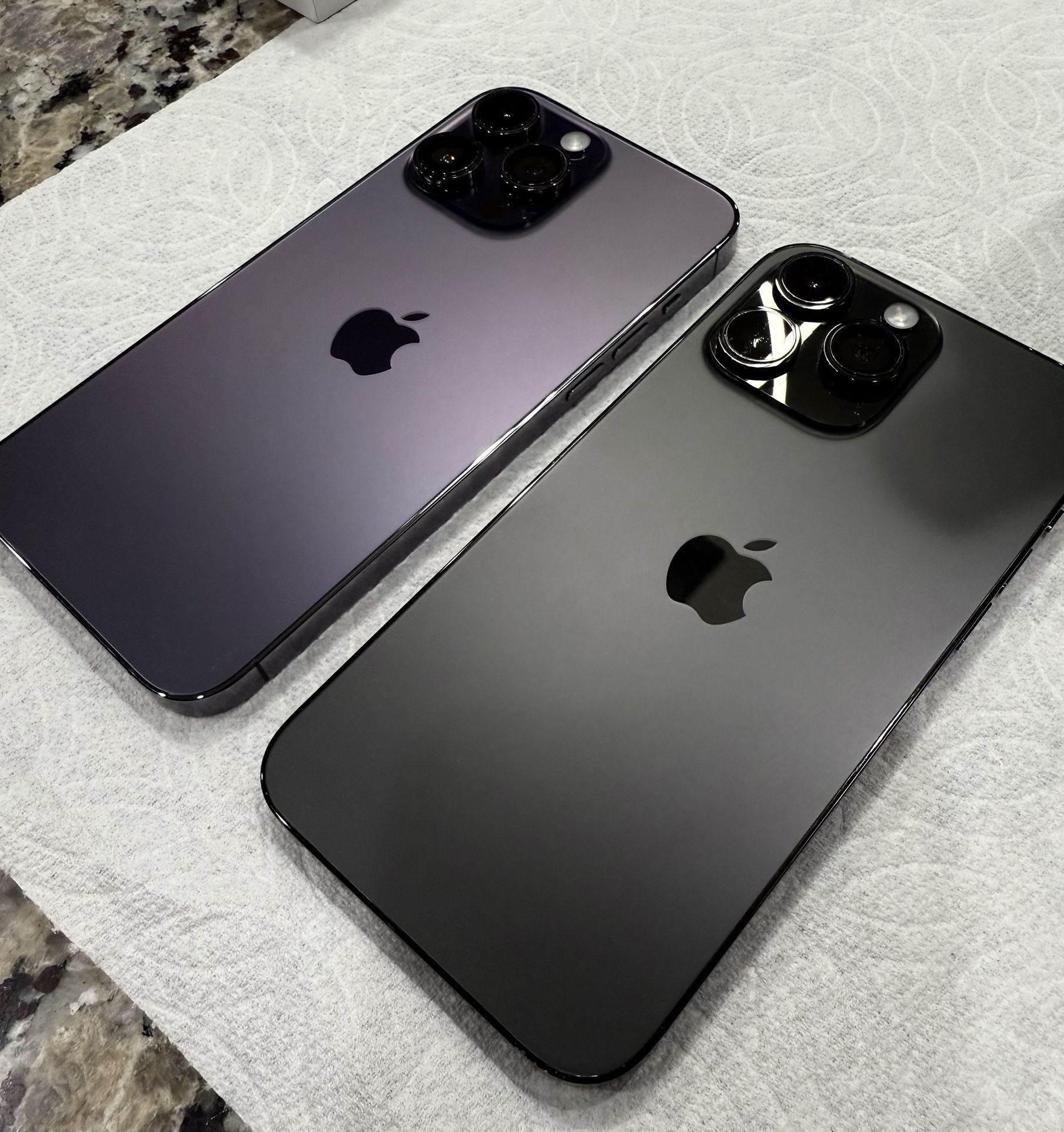 2-iPhone 14 Pro Max (T-Mobile) - Excellent Condition