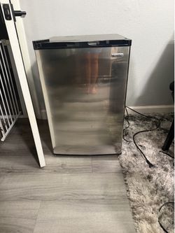 Kenmore mini fridge