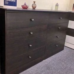Eight Drawers Dresser 
