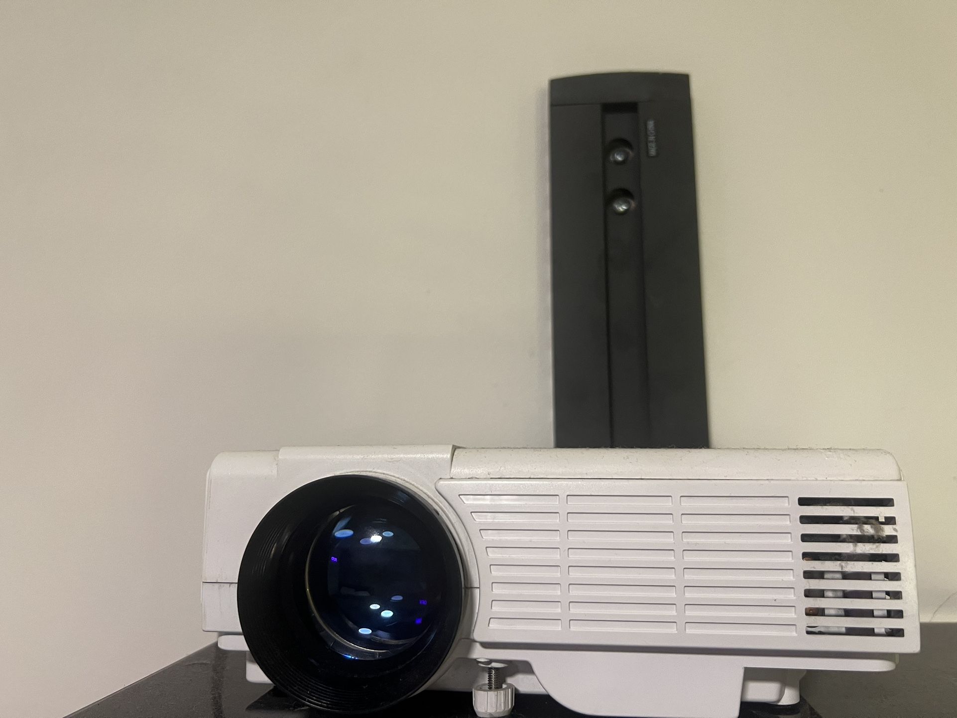 Projector with cords