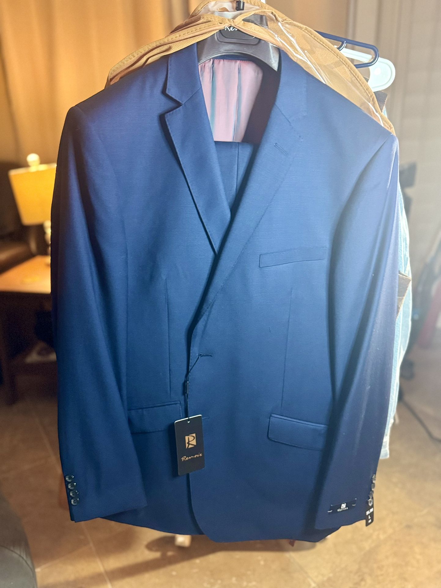 L 48/42 Navy Blue suit - Brand new & Never Worn - $250 retail