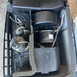 RV Rooftop Air Conditioner with Electric Heat 