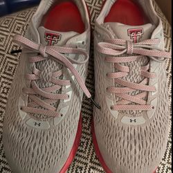 Women’s UA Tx Tech Hovr
