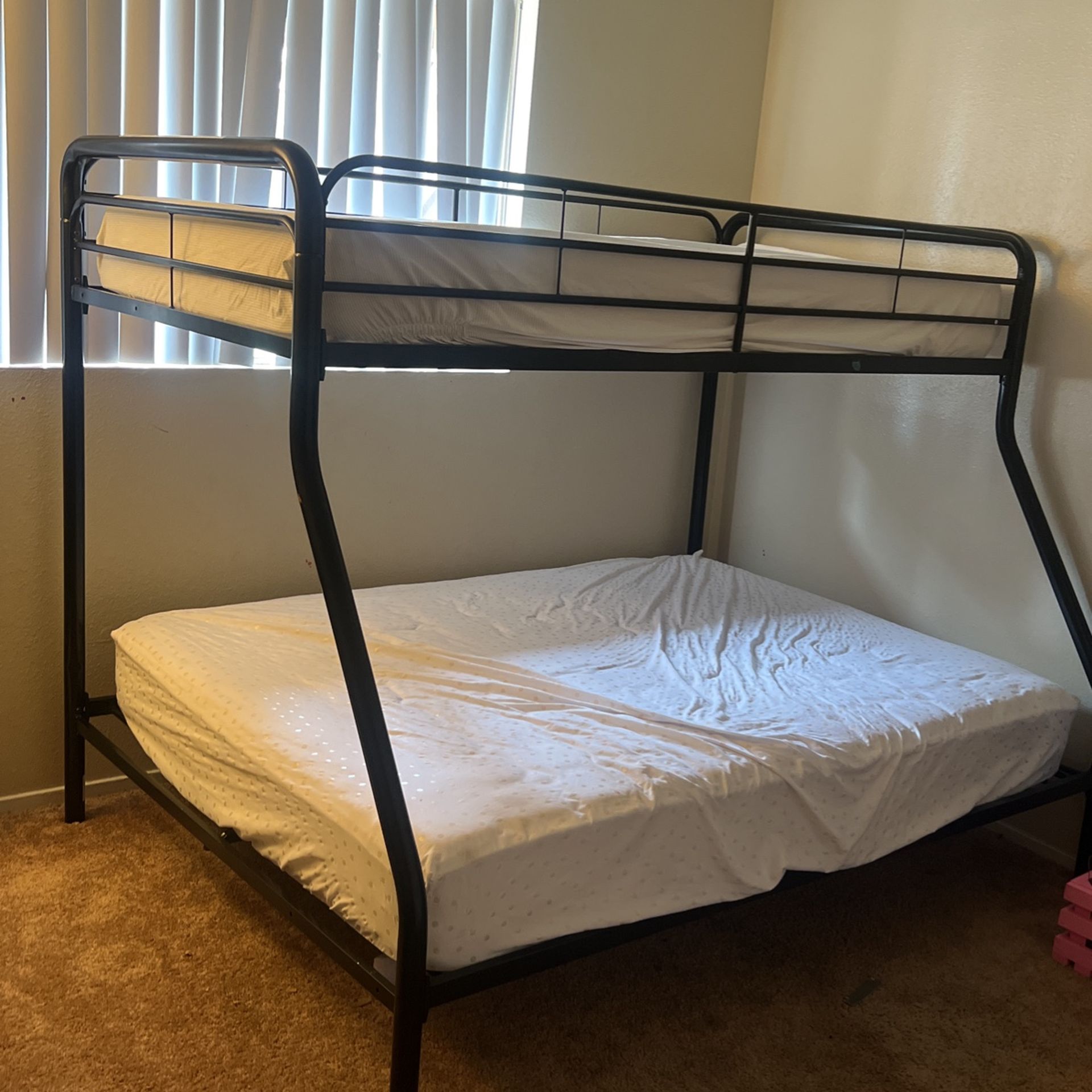 Like New Bunk Beds Black 