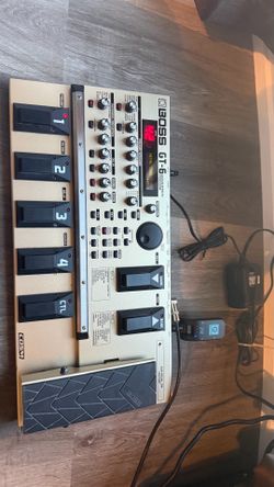 Boss GT-6 Guitar Multi-Effects Processor – Versatile Floor Unit in Great Shape!