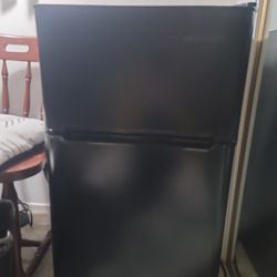 Refrigerator Black Decker 