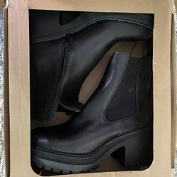 Women’s Boots 