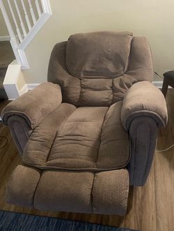 Recliner Chair