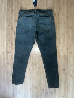 Banana Republic woman’s corduroy Forrest Green , size 31. Mid rise-skinny ankle pants. Framingham pick up /cash only. Best offer.