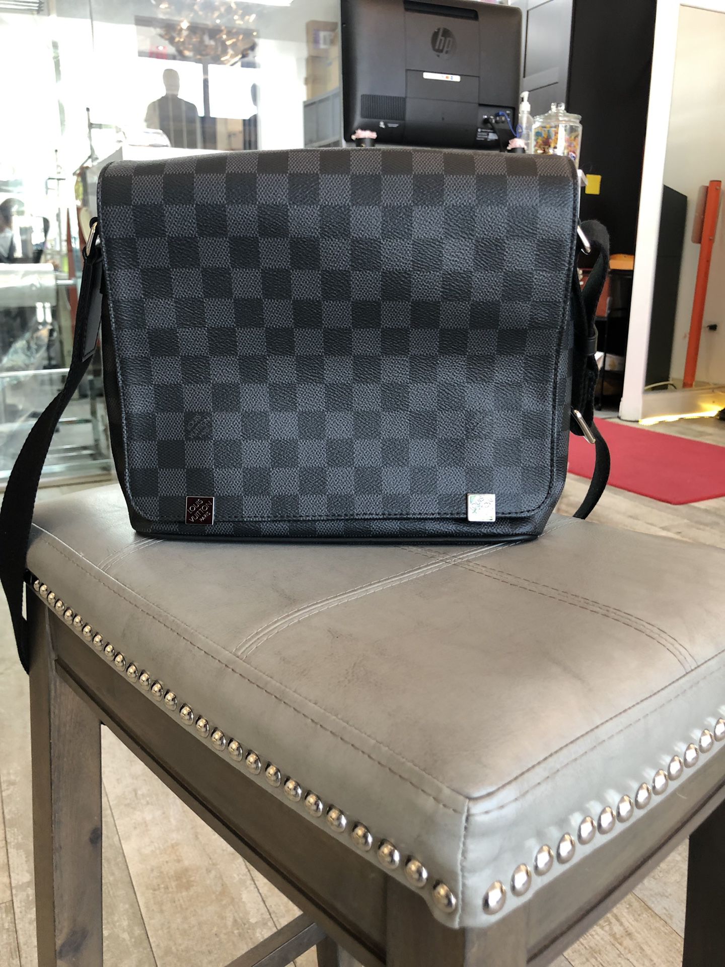 AUTHENTIC Louis Vuitton Bag