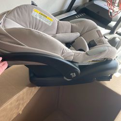 Maxi Cosí Zelia Luxe Carseat 
