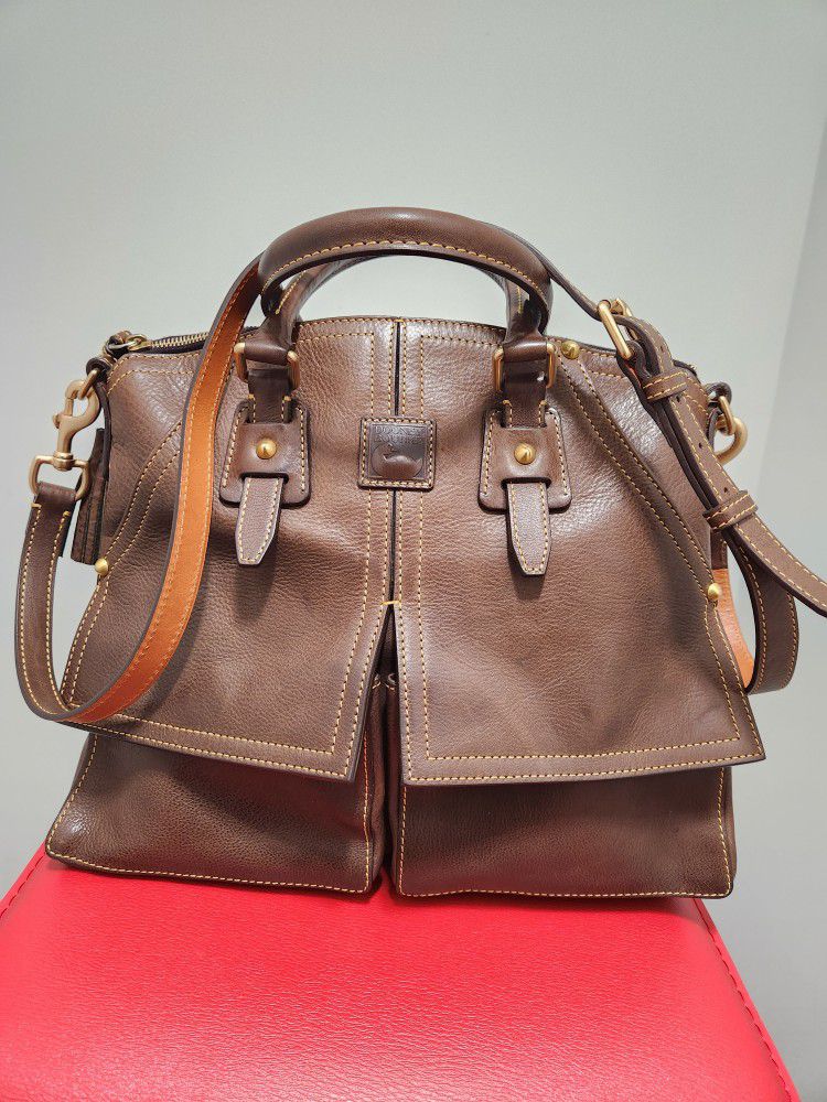 Dooney & Bourke Women's Leather Crossbody Bag
