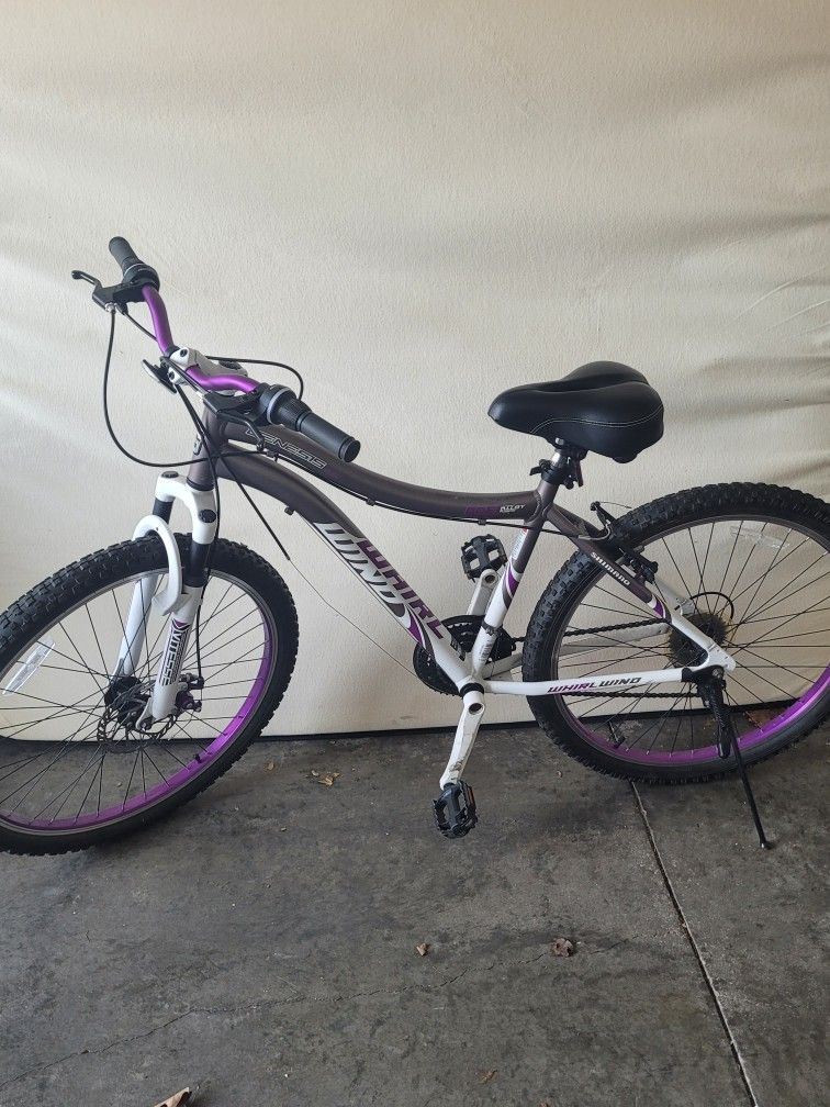 Genesis 26" Women's Mountain Bike