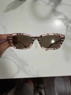 Women’s Burberry sunglasses