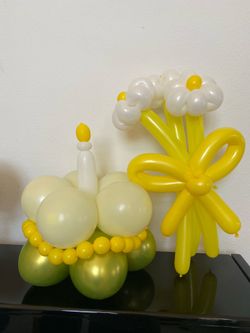 Balloon arrangements