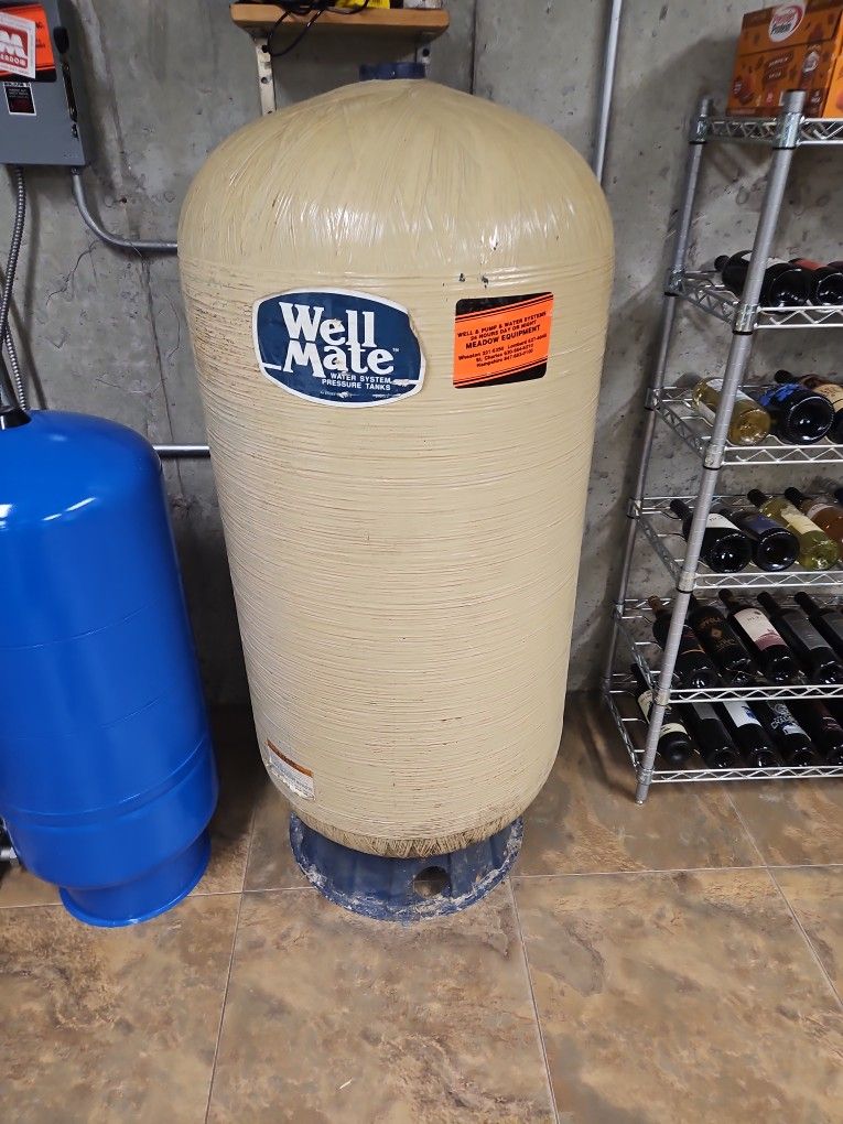 Fiberglass Well Tank