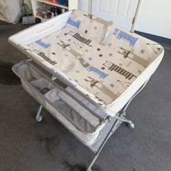 Maydolly Portable And Foldable Baby Changing Table 