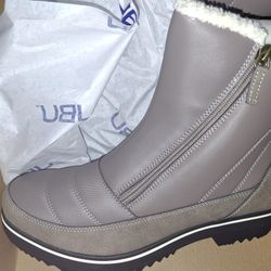 Snow Boots Size 10 Woman New