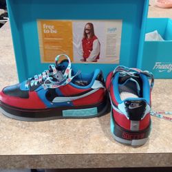 Limited Edition Soccer Nike Sneakers Size 7