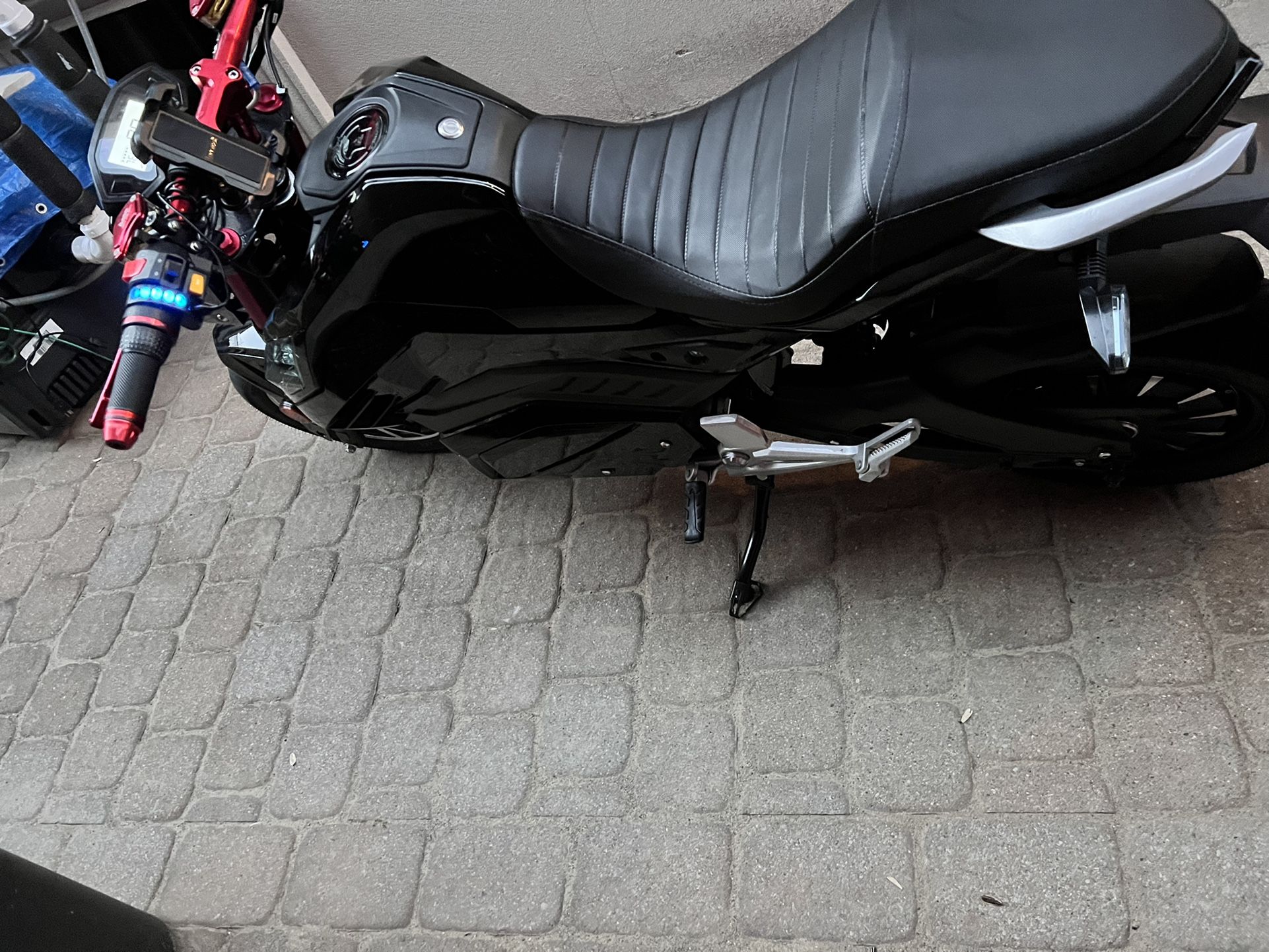 electric motorcycle Z6 2022 72v battery 3000 Watts motor for Sale in