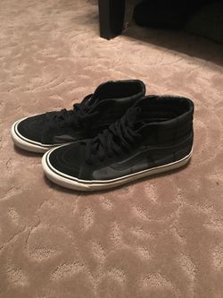 Undefeated vans