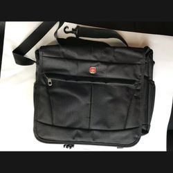Large Black Swissgear Laptop Bag