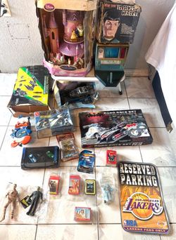 Vintage Disney collectible  figures and toys  serious buyers