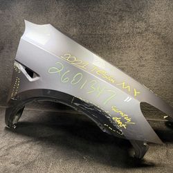 20-24 Tesla Model Y OEM Right Fender **HAS DAMAGE**