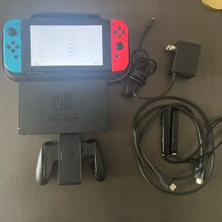 Switch Version 1 (ALL ORIGINAL PARTS) (2 GAMES AND CASE INCLUDED)