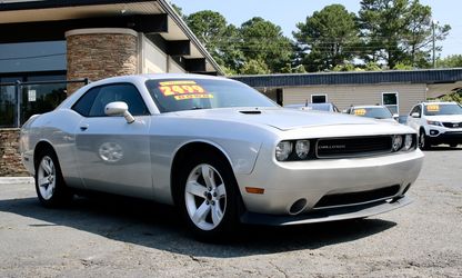 2012 DODGE CHLLENGER SXT 