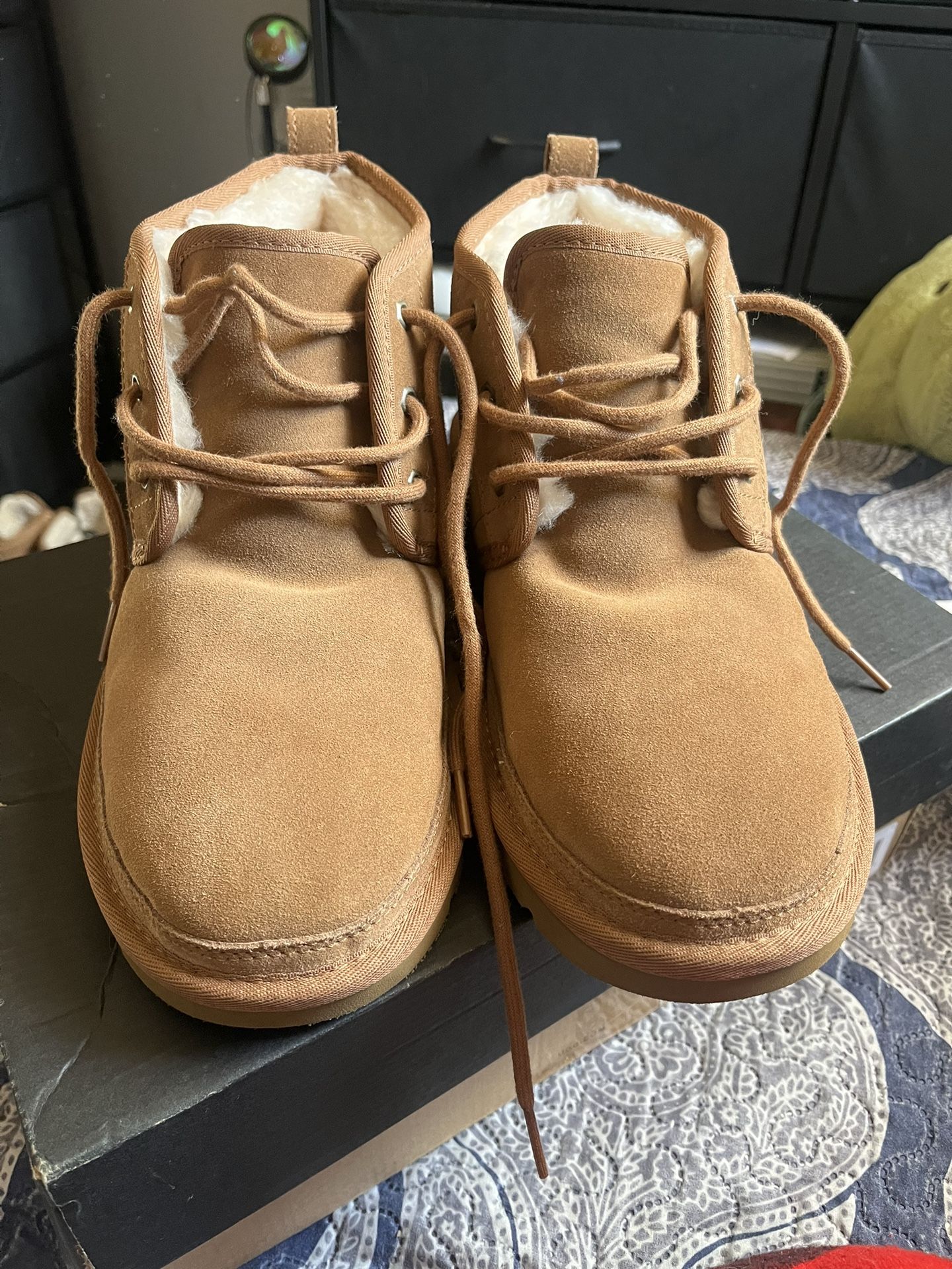 Ugg Neumels Size 11
