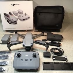  DJI Air 2S Fly More Combo 5.4 K Videos 20 Mp 1-8.5x Zoom New Cond.