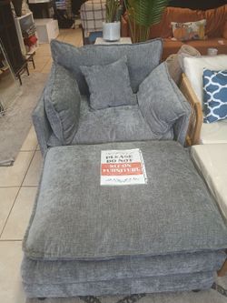 Oversized Accent Chair