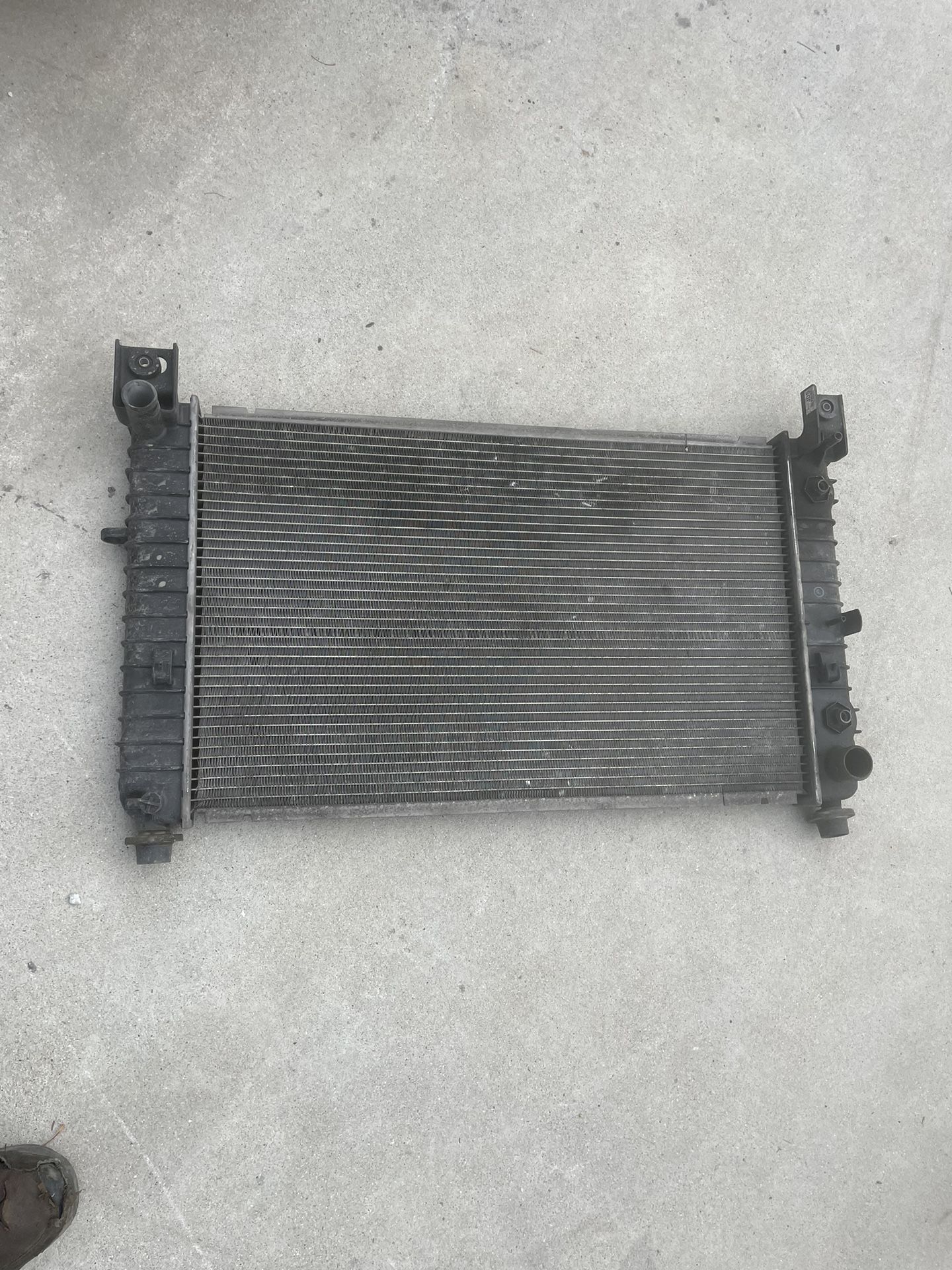 Chevrolet Silverado Radiator 