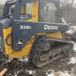 323D Skid Steer 2012