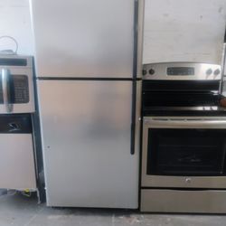 Refrigerator Range Electric Dishwasher And Microwave 