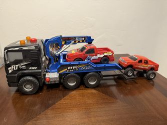 Large Tow Truck Toy With Trucks