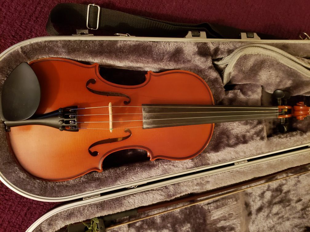 Yamaha 3/4 violin